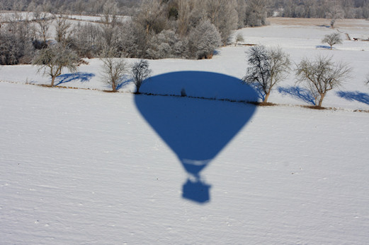 Vuelo en globo por encima de la nieve de la Cerdanya